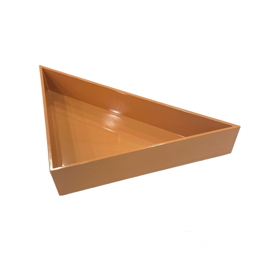 Triangle (plastic basin)