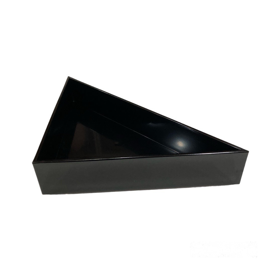 Triangle (plastic basin)
