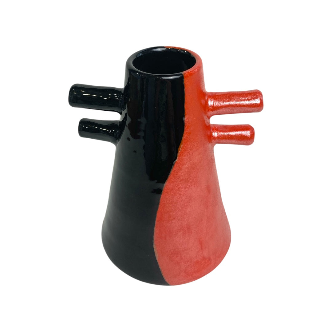 Four-handed red and black