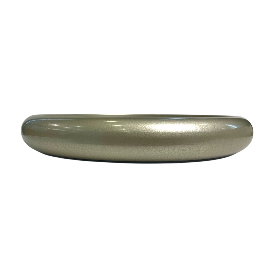 Silver round water basin