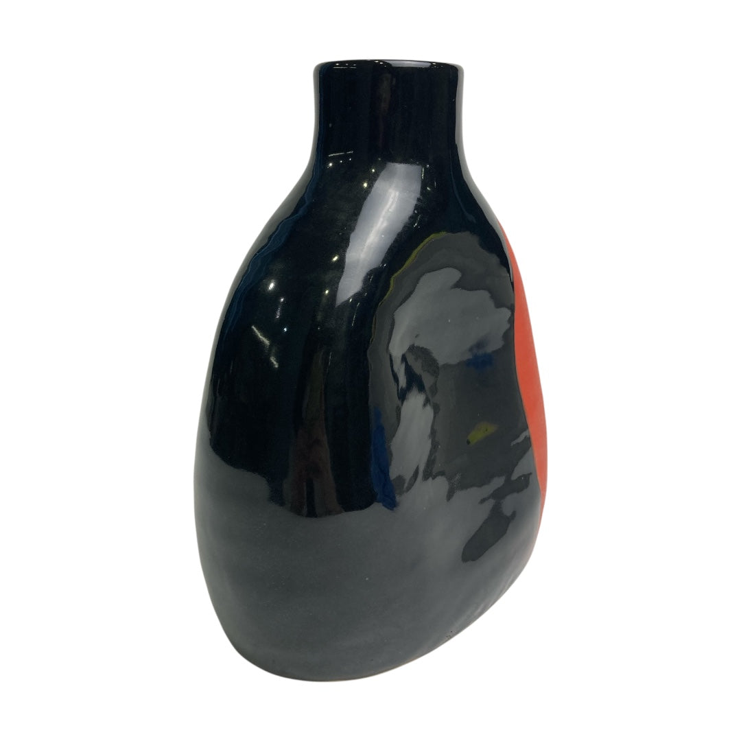 Black and Red - Bottle