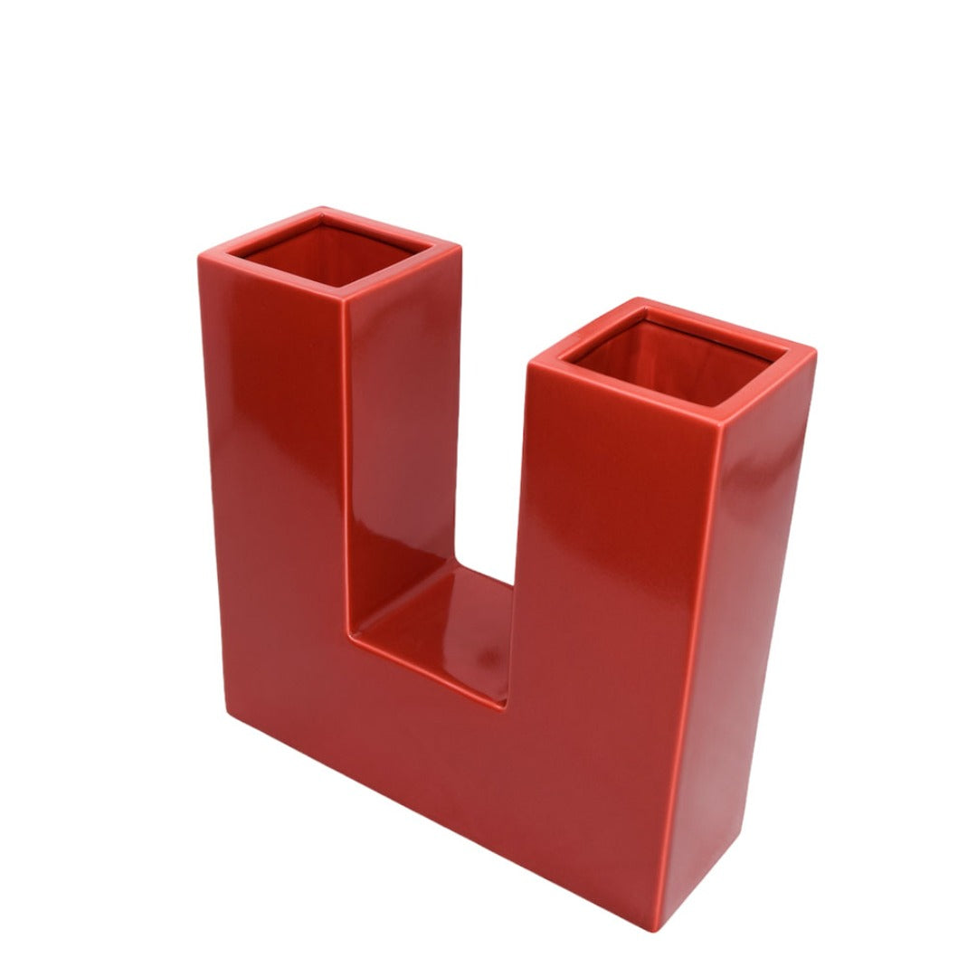 U-shaped (red)