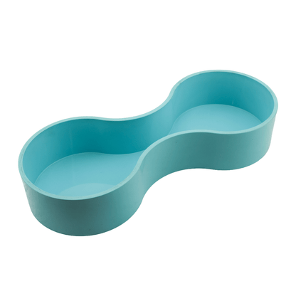 Running water (plastic basin)