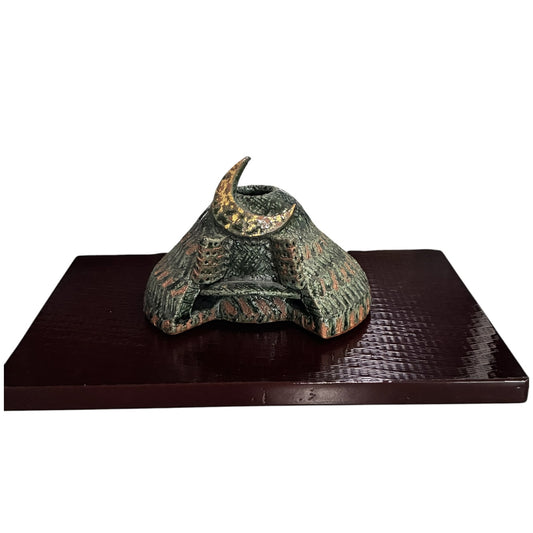Sogetsu Pottery Unique Kabuto Helmet with Oribe Stand