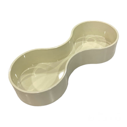 Running water (plastic basin)