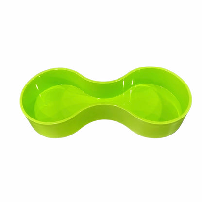 Running water (plastic basin)