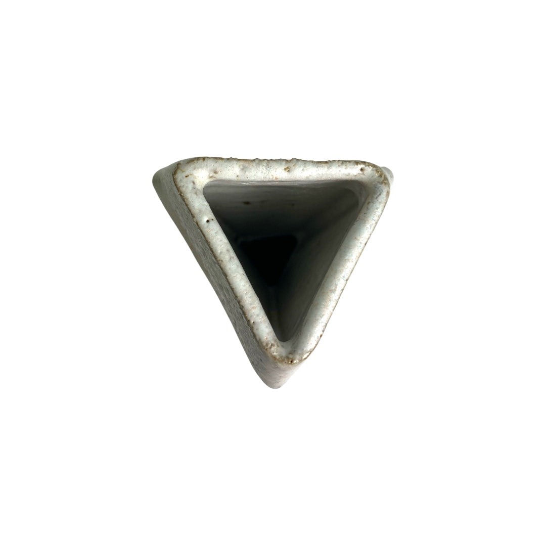 Sogetsu Pottery Studio's unique piece "hakutou r"